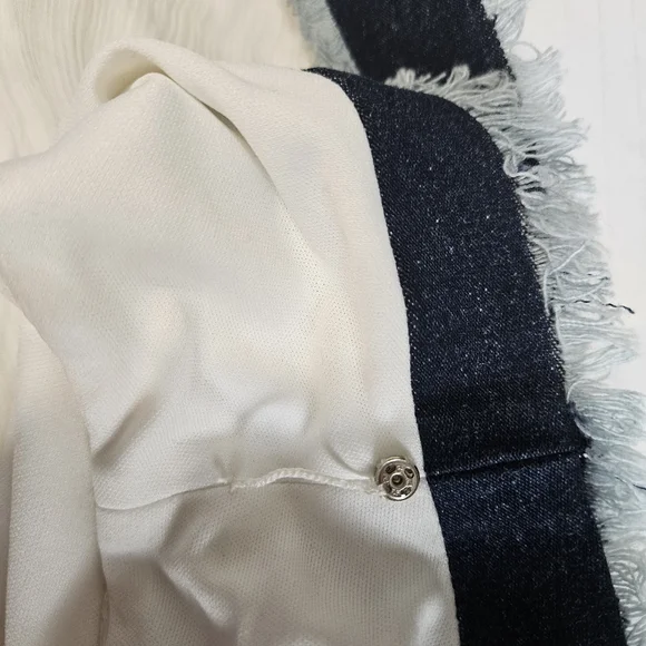 Randolph Duke V Neck Ivory Chiffon Blouse Size Large - Picture 6 of 10